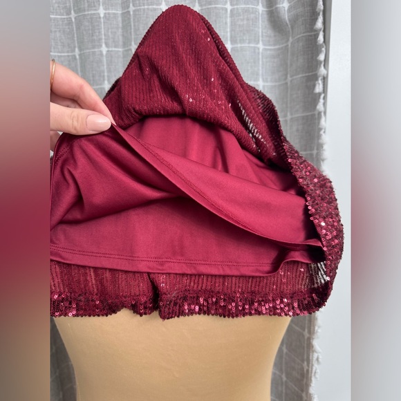 EUC Calvin Klein Plus Size Sequins All over Sparkle Spaghetti Strap Top - Picture 5 of 7